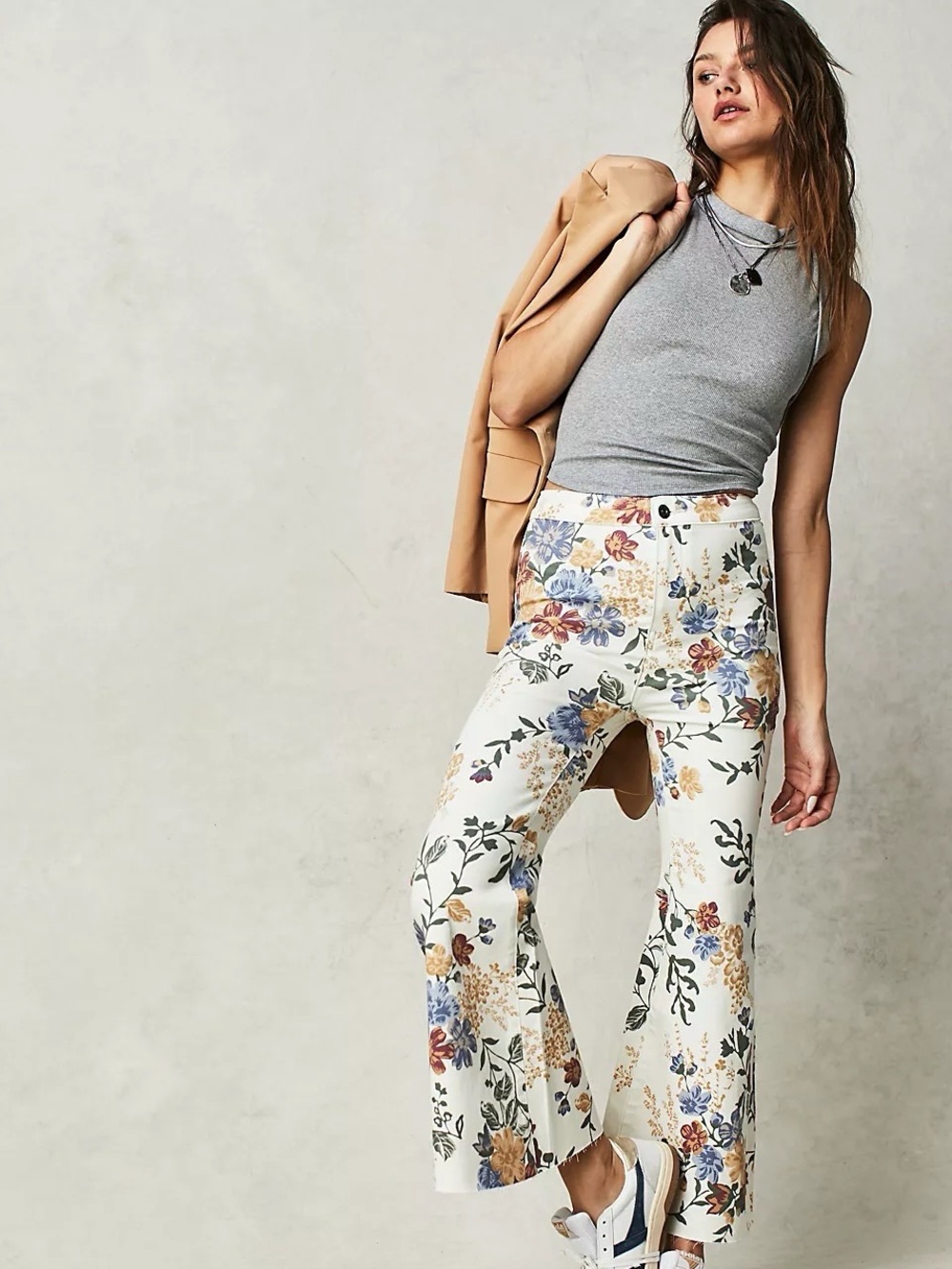 We The Free Youthquake Printed Crop Flare Jeans in Ivory Combo Size 31